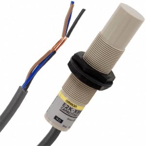 Capteur capacitif OMRON E2K-X8ME2 2M