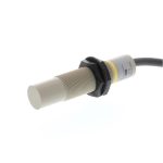 Capteur capacitif OMRON E2K-X8MF2 2M
