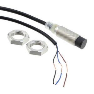 Capteurs inductifs OMRON E2A-M12KN08-WP-B1