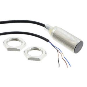 Capteur inductif OMRON E2A-M18KS08-WP-B1