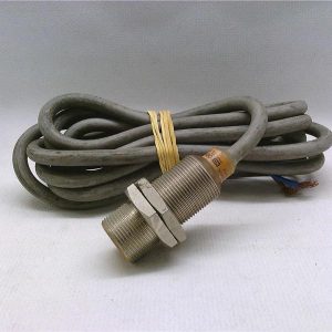 CAPTEUR INDUCTIF OMRON TL-X5B1-GE