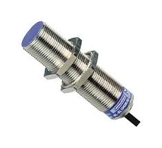 CAPTEUR INDUCTIF SCHNEIDER ELECTRIQUE XS618B1MAL2